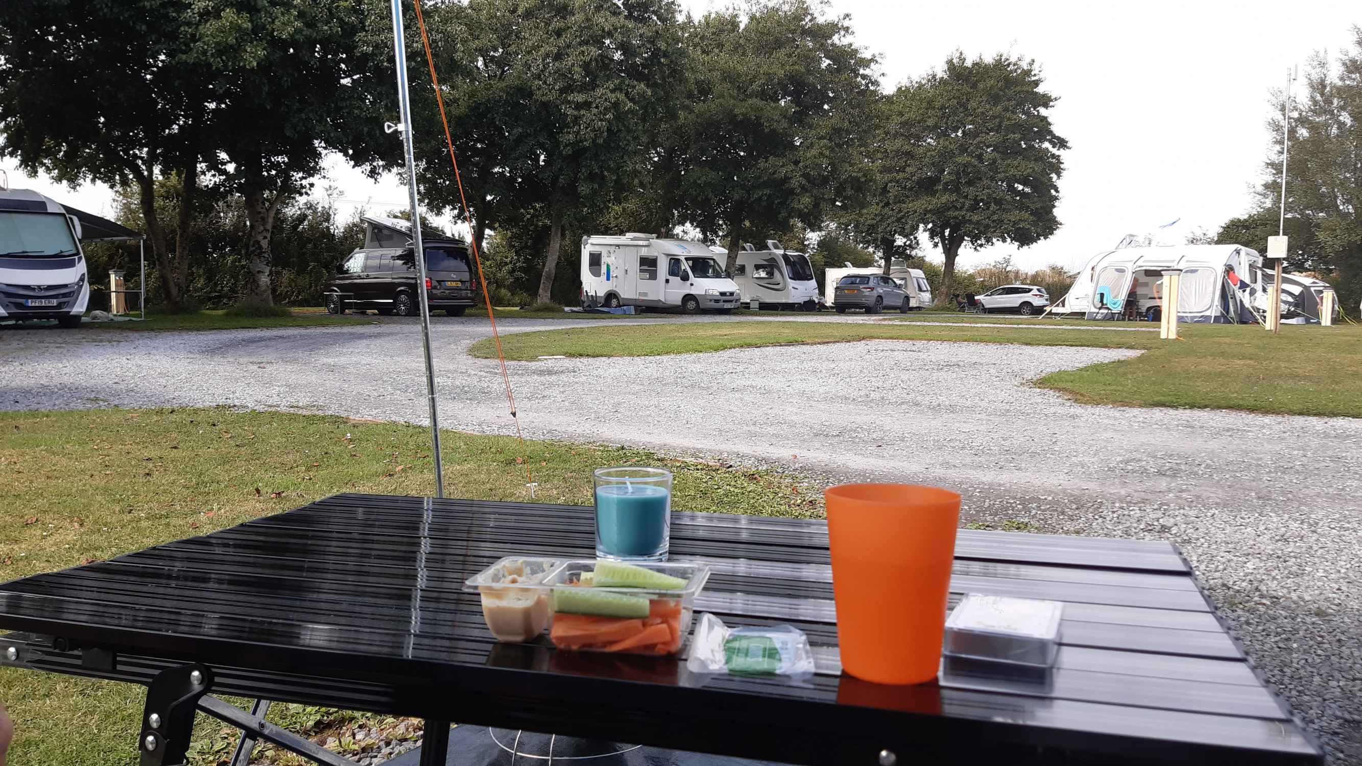 A VW T3 Campervan called Dora-0721 and Relaxing for hire