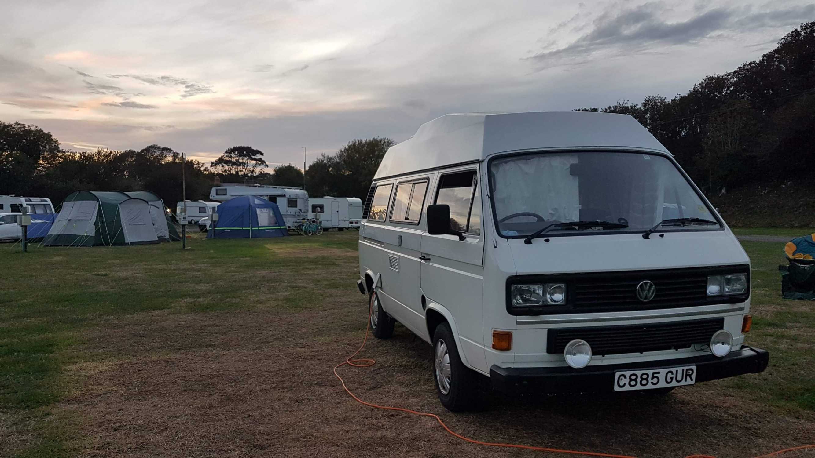 A VW T3 Campervan called Orlando-0921 and for hire in London, London