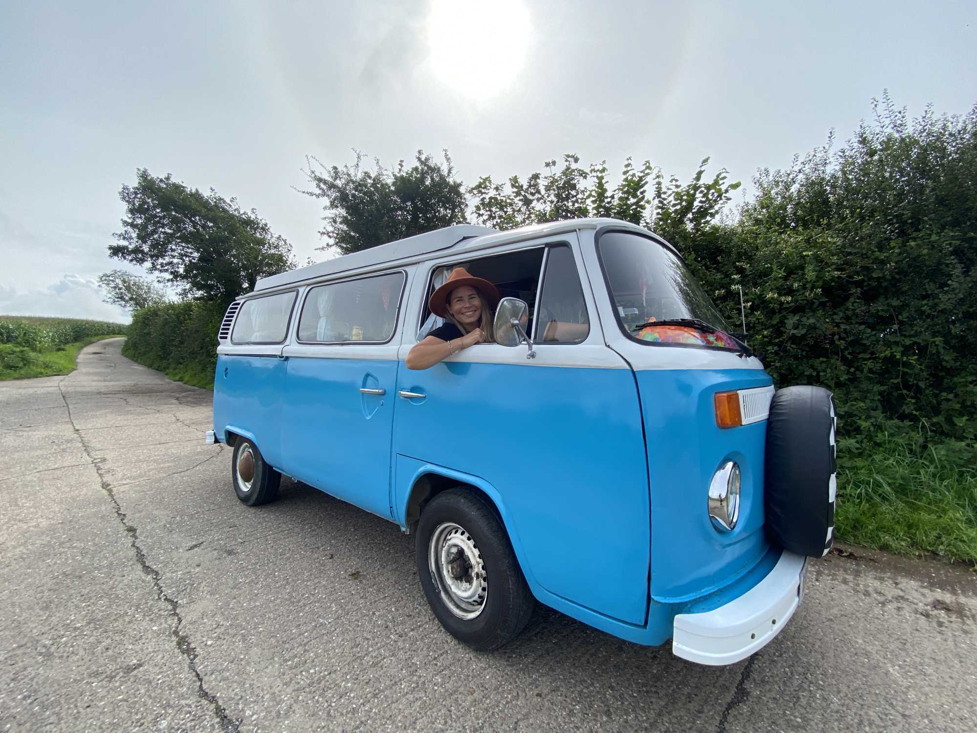 A VW T2 Classic Campervan called Ronnie and for hire in northam, Devon