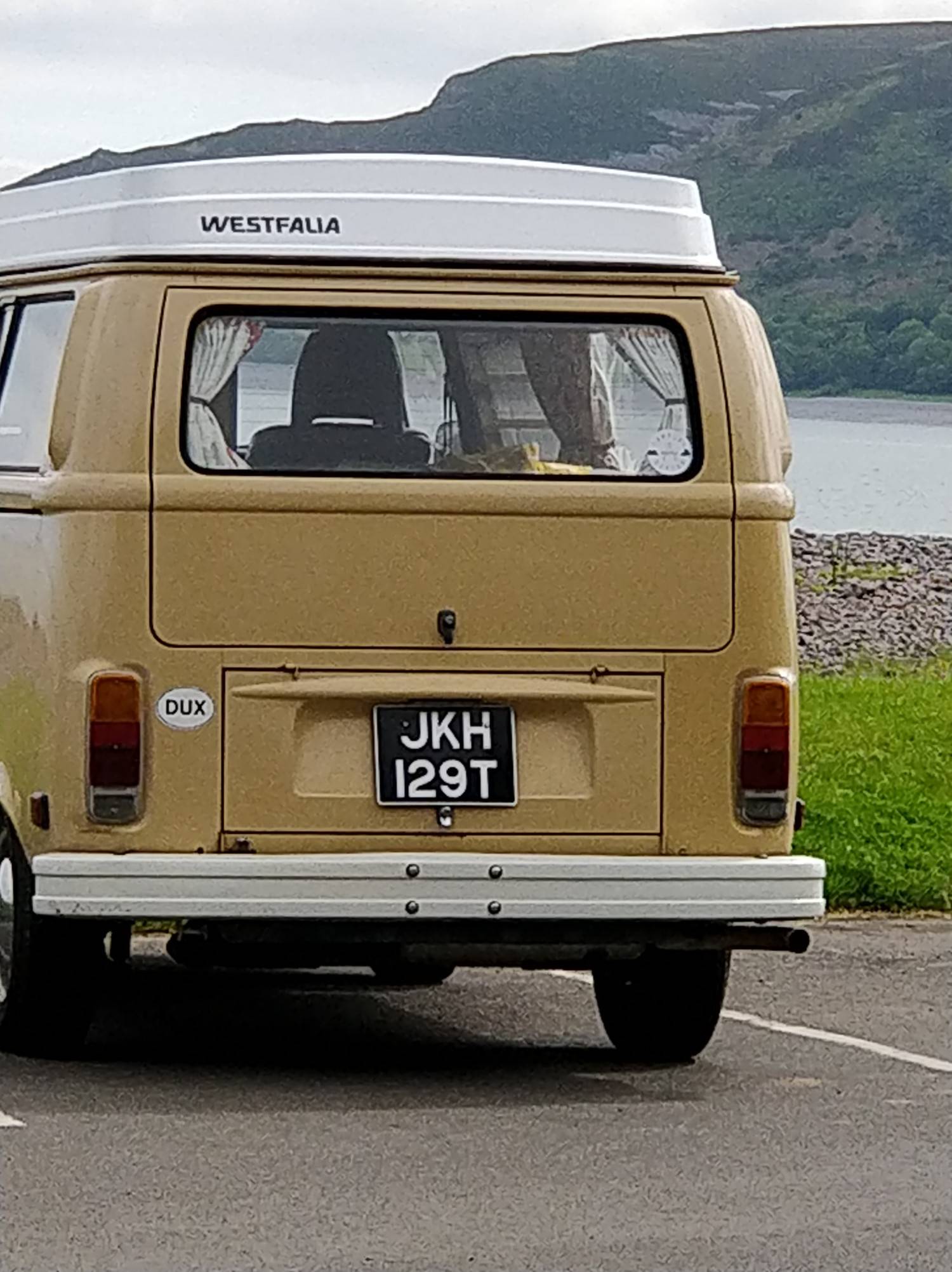 A VW T2 Classic Campervan called Frank-0322 and for hire in Nr Andover, Hampshire
