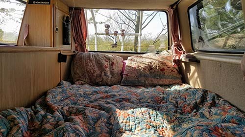 A VW T3 Campervan called Frieda and Sleeping space for hire in London, London
