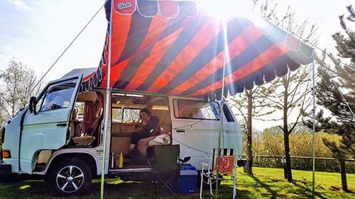 A VW T3 Campervan called Frieda and Frieda with Awning for hire in London, London