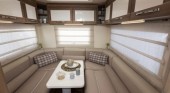 Auto-Roller 746 rear lounge