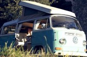 Amélie 1968 early Bay window Campe van sleeps 4